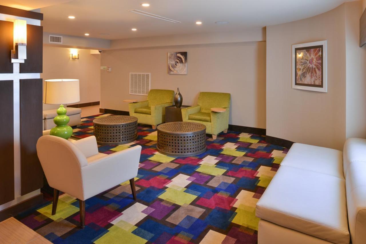 Holiday Inn Little Rock West - Chenal Pkwy, An Ihg Hotel Ngoại thất bức ảnh